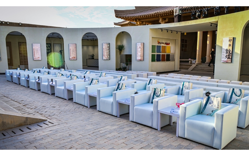 敦煌面包沙發(fā)凳租賃/長條沙發(fā)演講臺(tái)出租